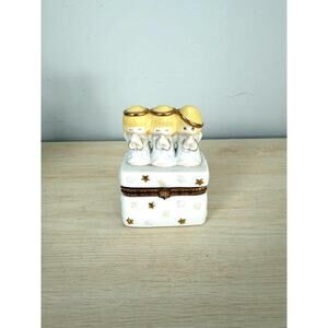 Vintage 3 Angels Trinket Box/ Hinged Porcelain Box  Mint Condition
